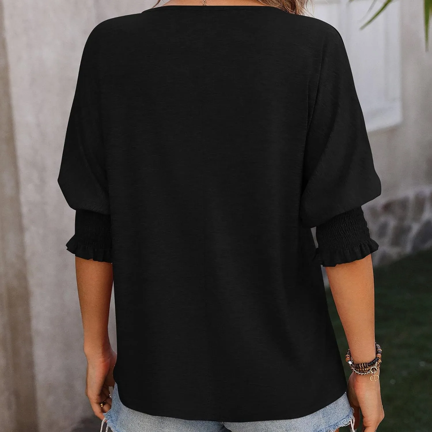 Solid V Neck Tees for Women Short Sleeve Trendy Tops Plus Size Loose Fit Tops Dressy Casual Tunic Tops Fashion Tops