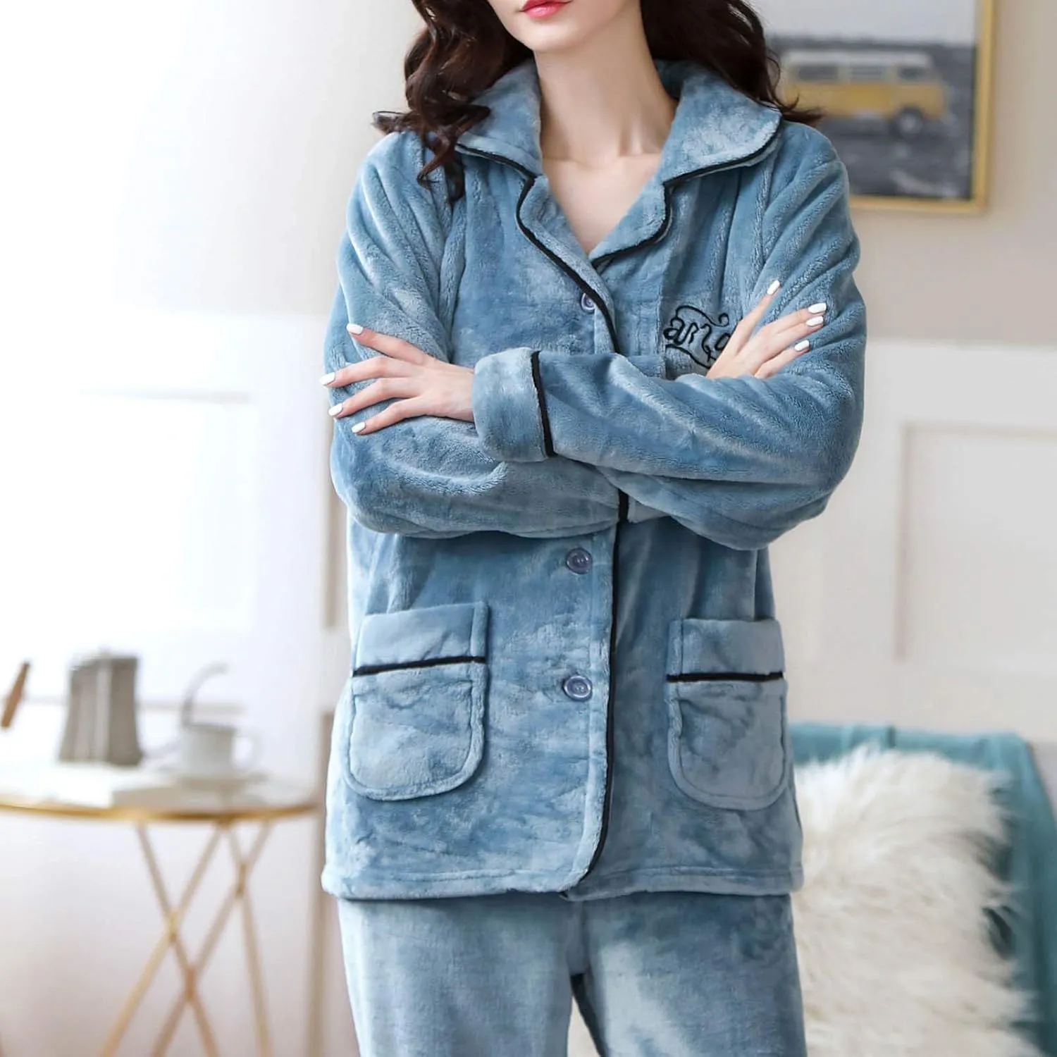 Winter Warm Fleece Plush Pajamas Set for Women Super Soft Flannel Christmas Lounge Homewear Lapel Button Set