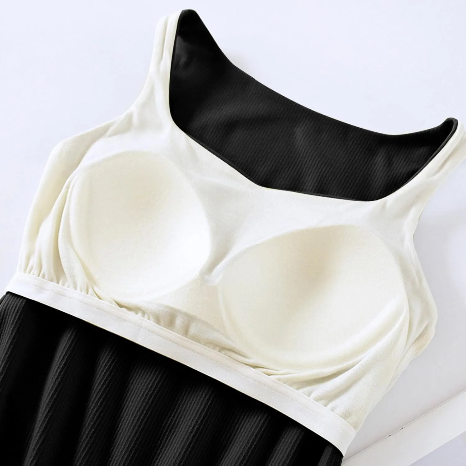 Womens Built in Bra Tops Long Sleeve Plus Size Tops Casual Spring Tops Dressy Fashion Tops Soft Thermal Top Blouse