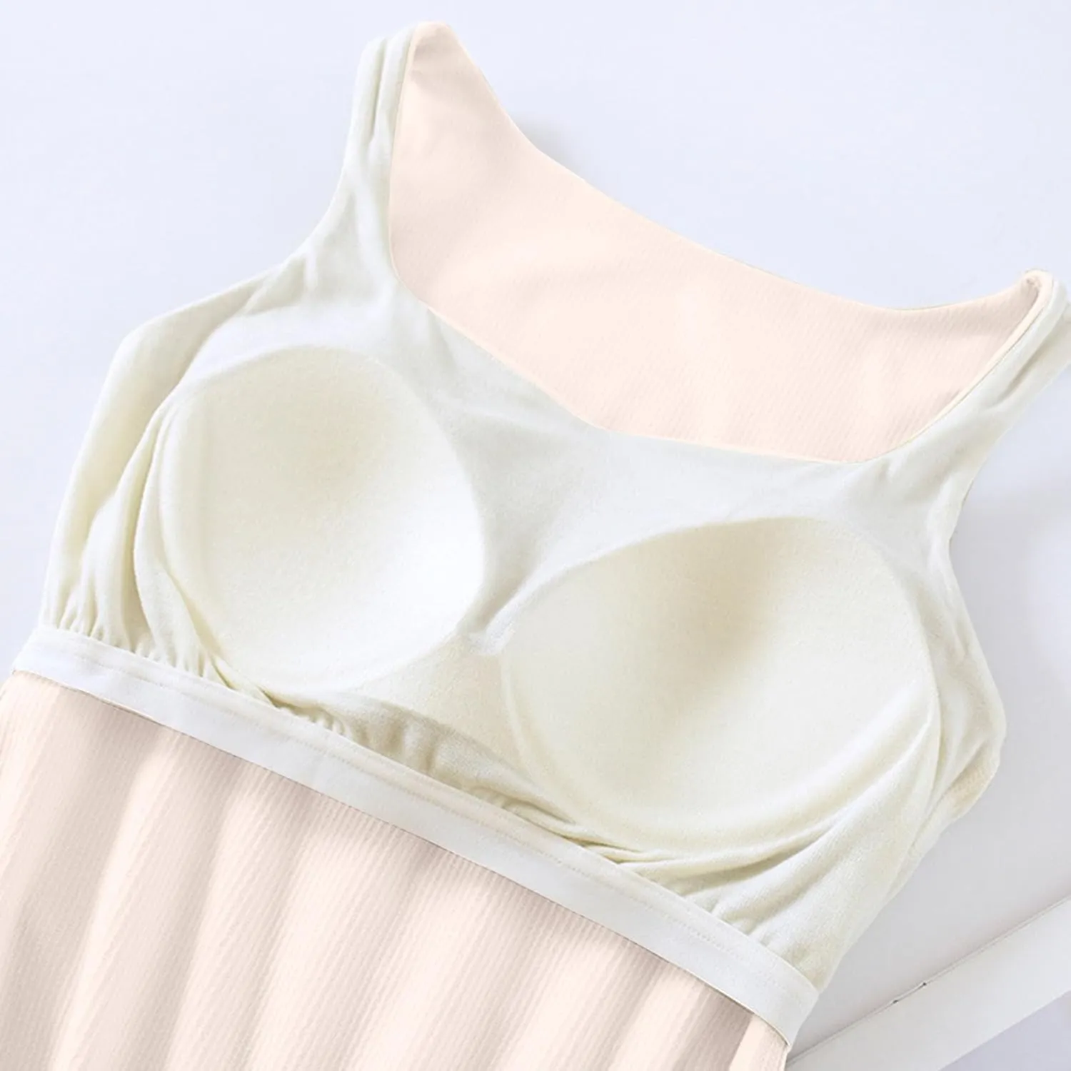 Womens Built in Bra Tops Long Sleeve Plus Size Tops Casual Spring Tops Dressy Fashion Tops Soft Thermal Top Blouse