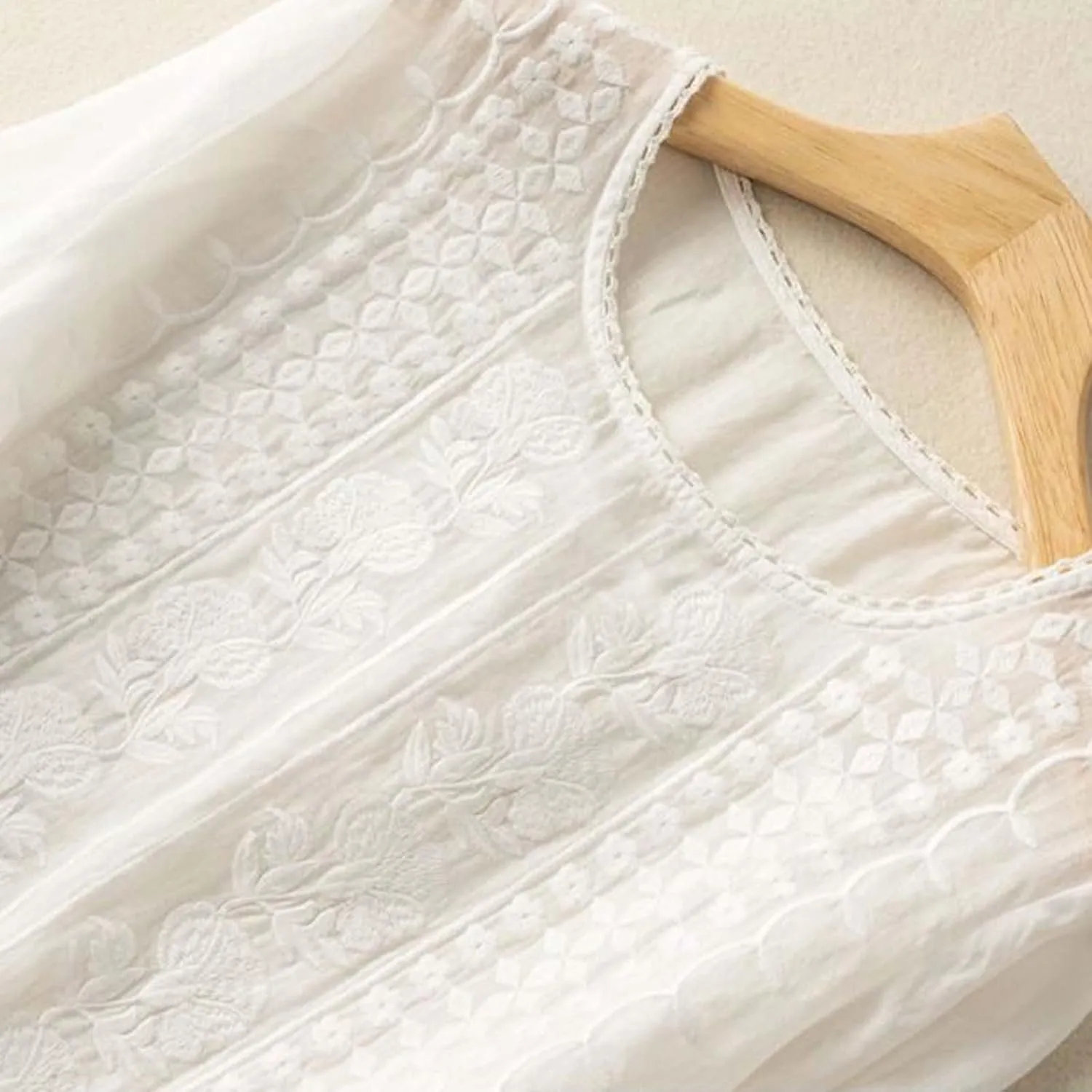 Women's Short Sleeve Cotton Linen Shirts Casual Round Neck Dress T-Shirt Plain Loose Summer Tshirts