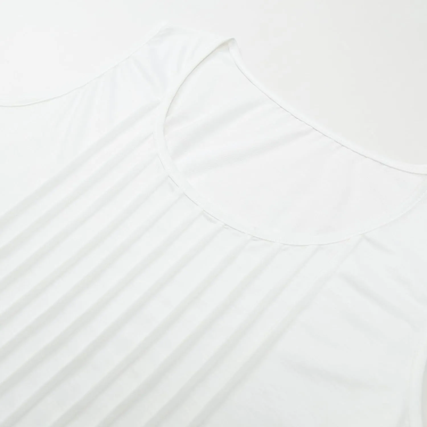 Womens Tank Tops Loose Fit Casual Flowy Tank Tops Square Neck Trendy Sleeveless Summer Tops Clothes Outfits 2025